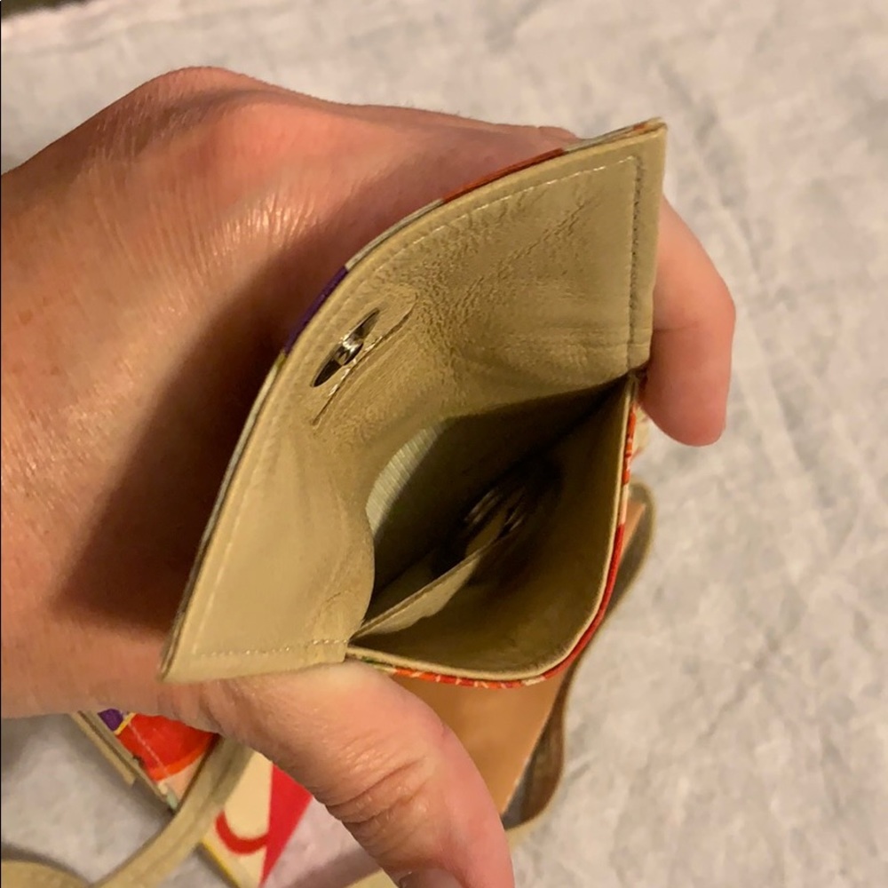 NWT Sai So Floral Kimono-Print Double Wristlet! - Picture 6 of 6